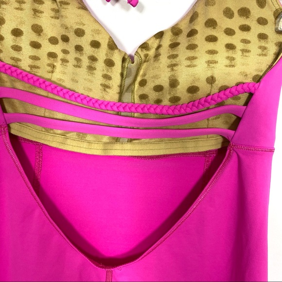 Lululemon Wandering Yogi tank (size 6) - Picture 2 of 5